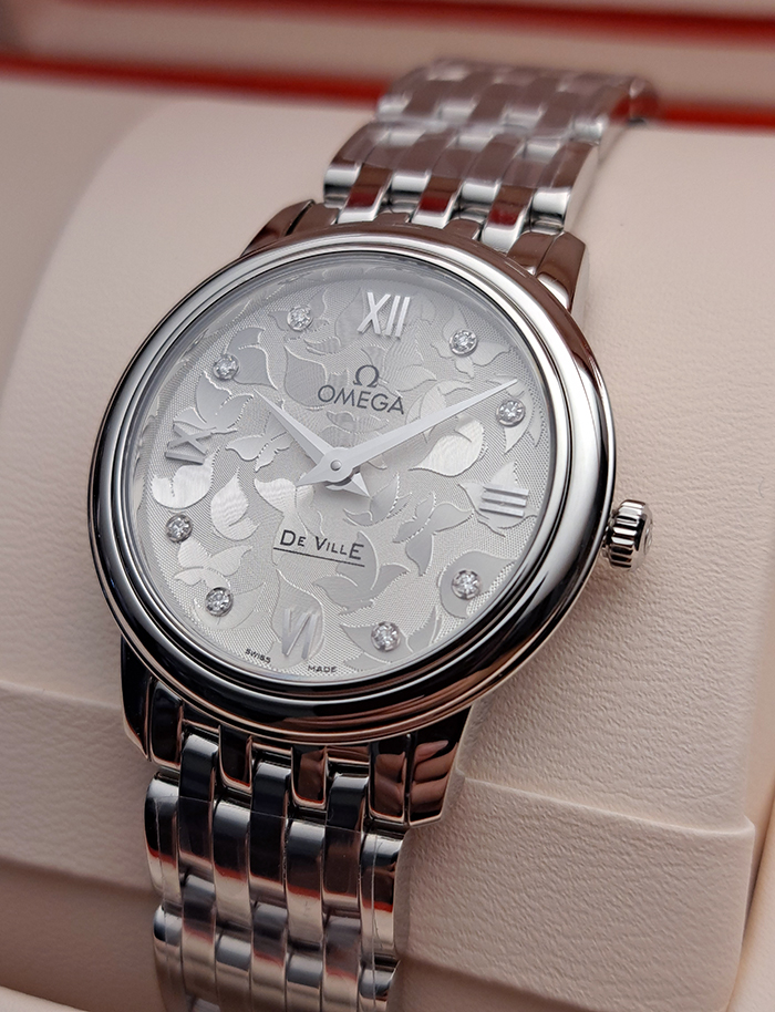 Ladies Omega De Ville Prestige 'Butterfly' Diamond Dial Ref. 424.10.27.60.52.001